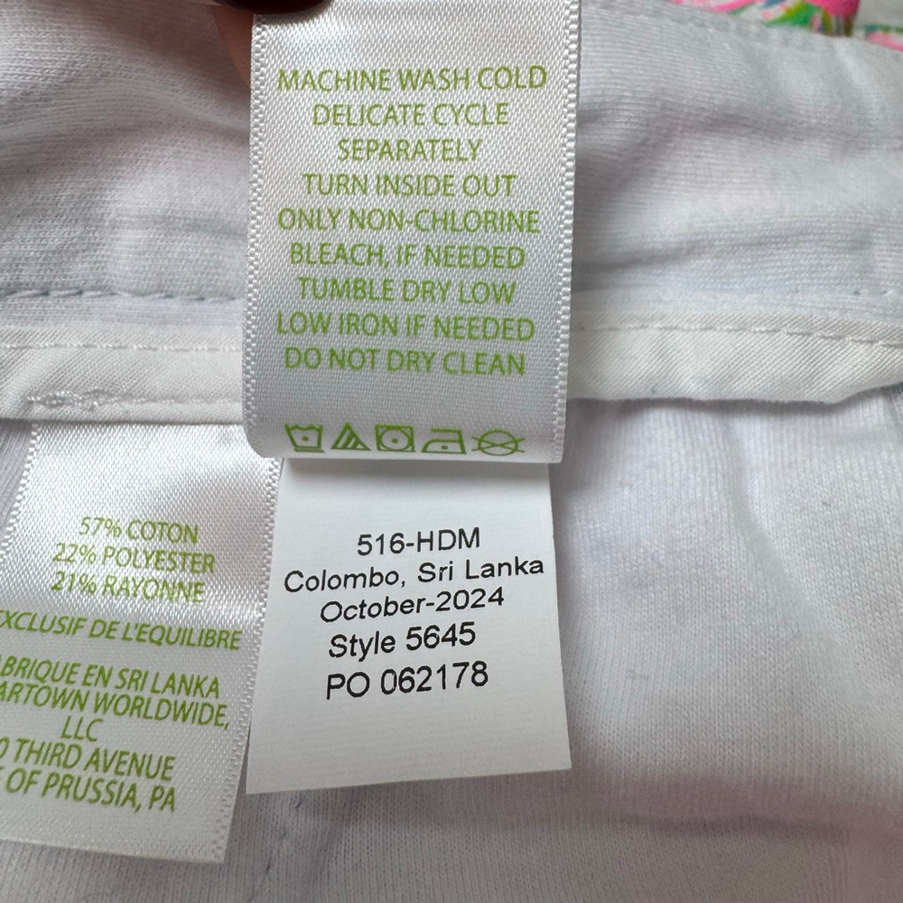 NWT Lilly Pulitzer Buttercup Knit Shorts Size 4 Flock Full of Fun - Picture 6 of 9